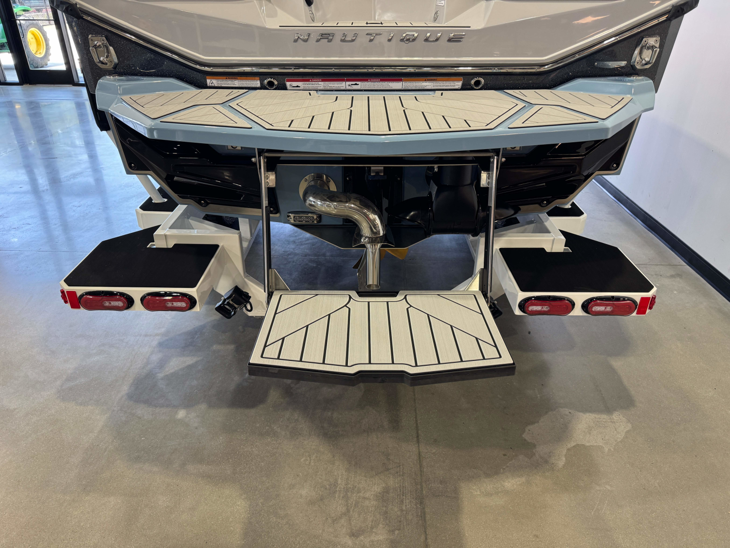 2027 Nautique Super Air Nautique S23