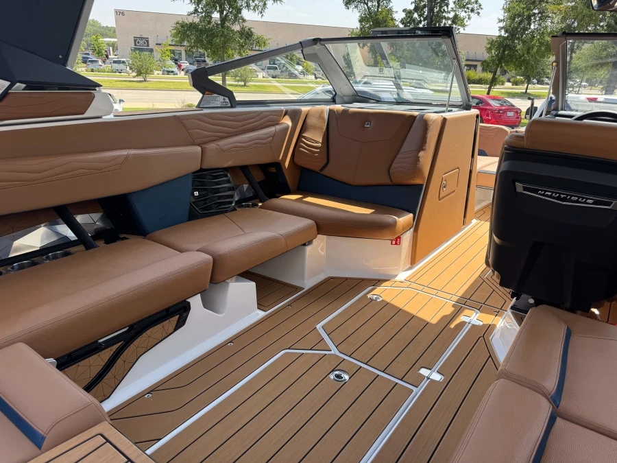 2027-nautique-g23-141842-image12