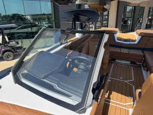 2027-nautique-g23-141842-image18