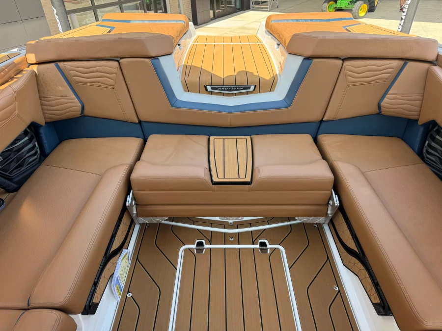 2027-nautique-g23-141842-image25