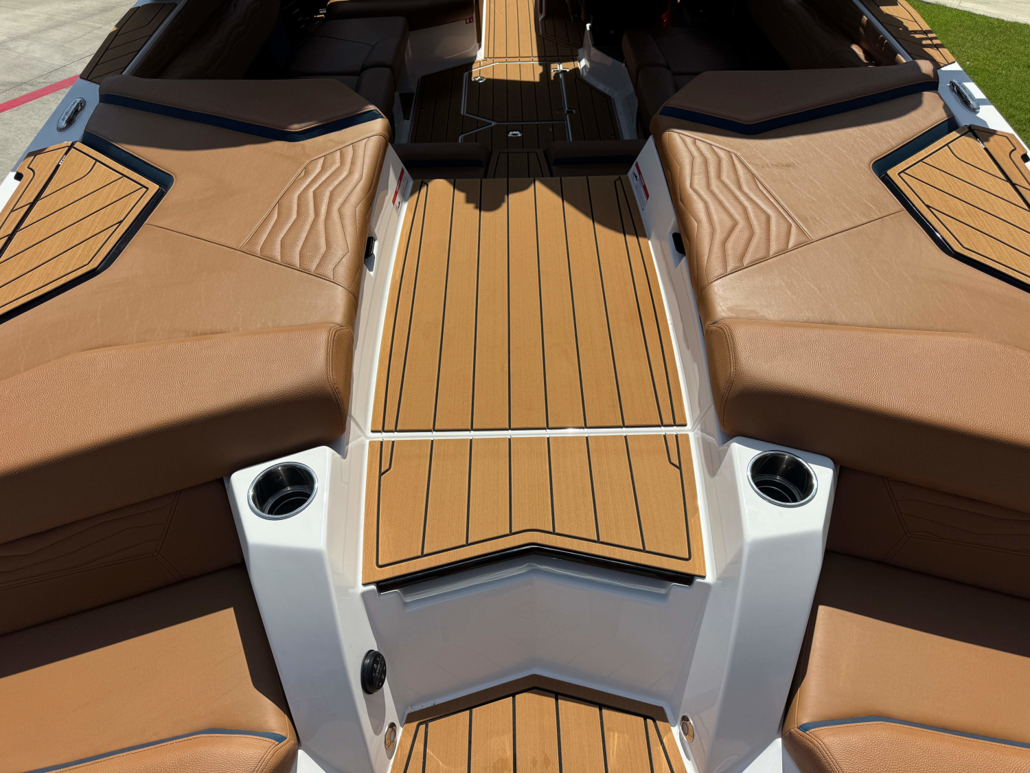 2027 Nautique Super Air Nautique G23