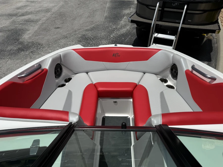 2020-mastercraft-nxt20-141848-image11