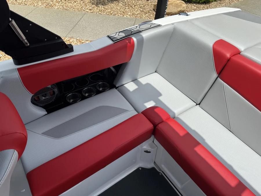 2020-mastercraft-nxt20-141848-image15