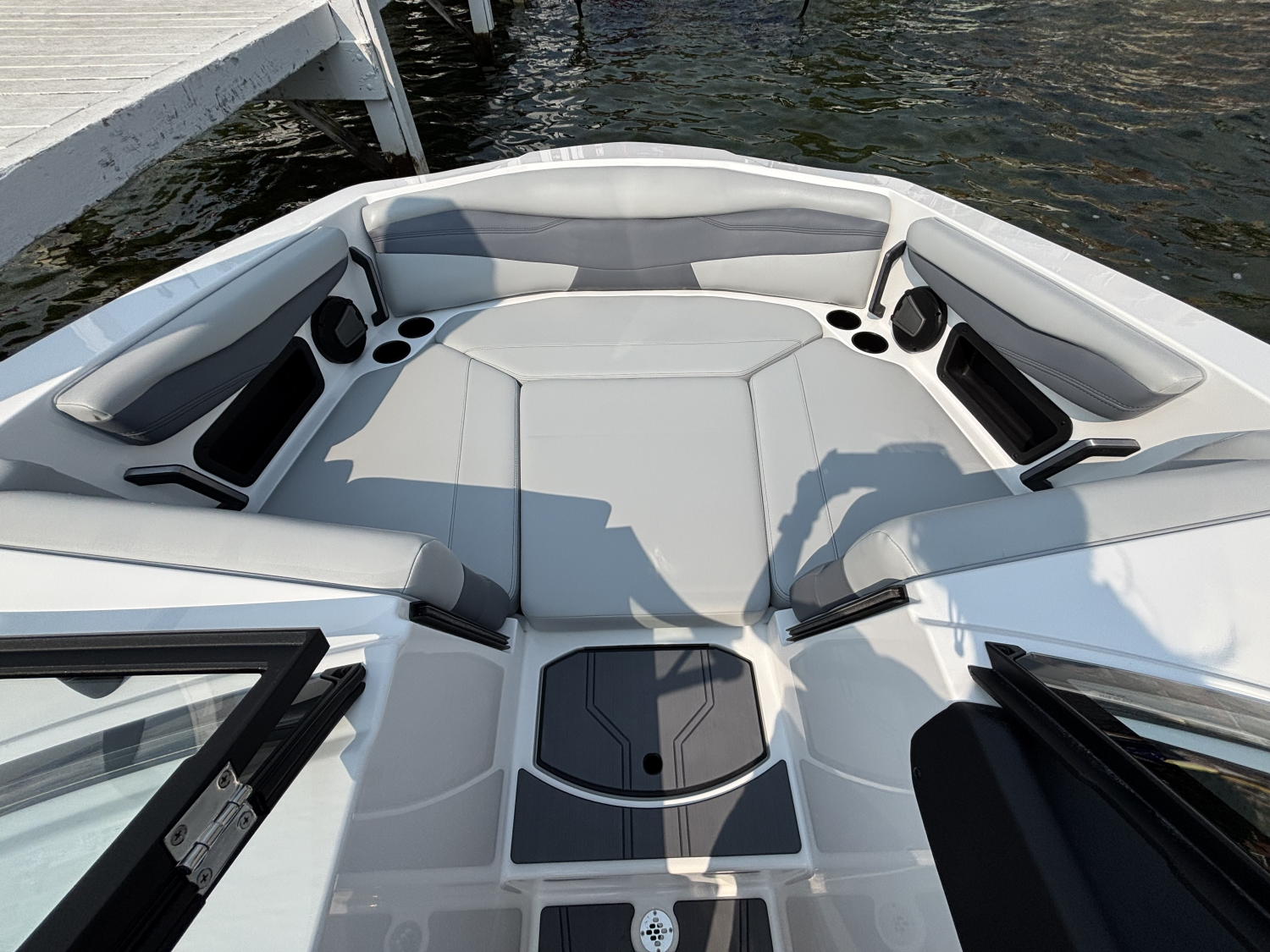 2026 Axis A200