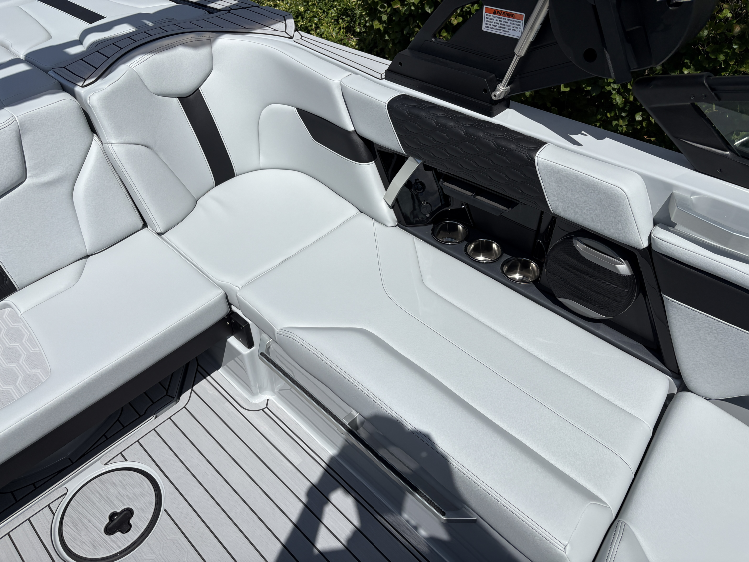 2027 MasterCraft XT20
