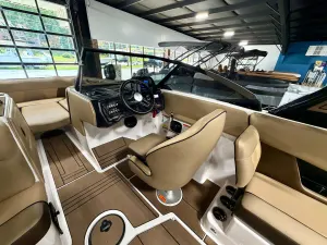 2021-moomba-max-141866-image6