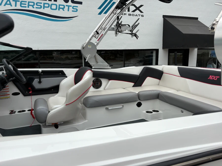 2018-mastercraft-nxt22-141867-image12