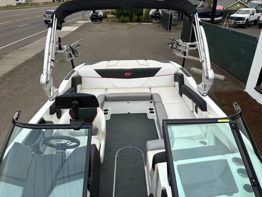 2018-mastercraft-nxt22-141867-image19