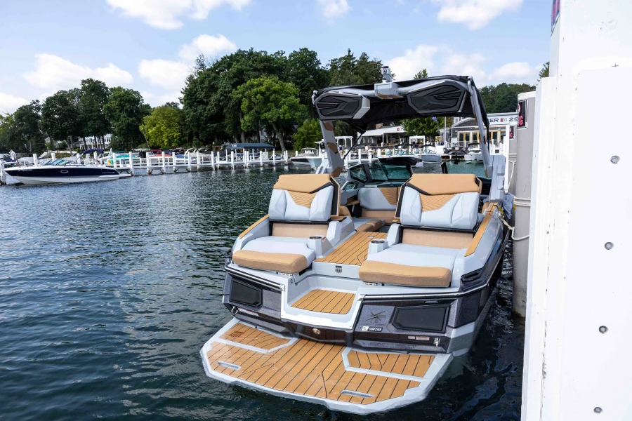 2027-mastercraft-x23-140124-image4