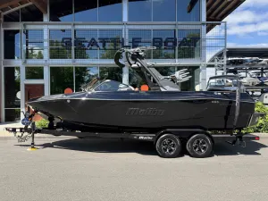 2026-malibu-wakesetter-23-lsv-141180-image1