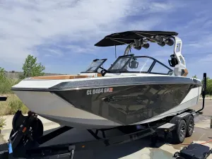 2021-nautique-g23-141883-image0.webp