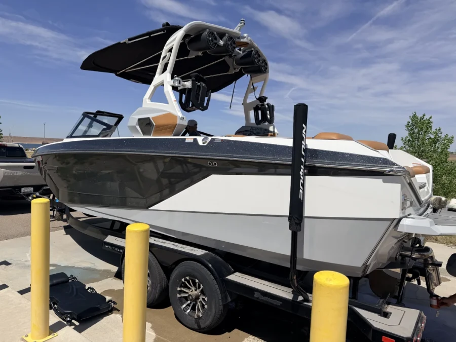 2021-nautique-g23-141883-image1.webp