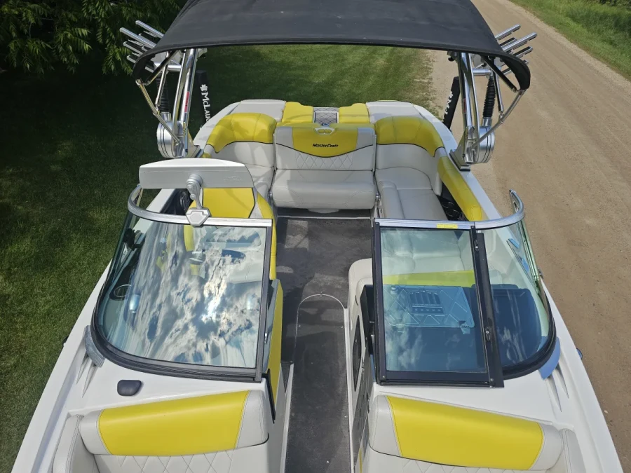 2015-mastercraft-x20-141884-image8.webp