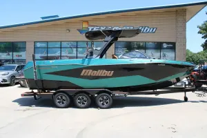 2026-malibu-wakesetter-25-lsv-141889-image0.webp