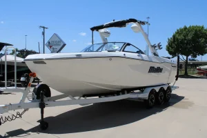 2026-malibu-wakesetter-25-lsv-141890-image3.webp