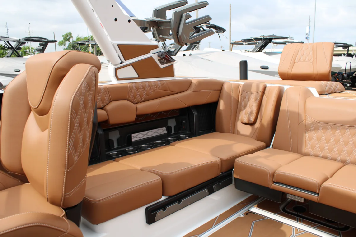 2026 Malibu M230