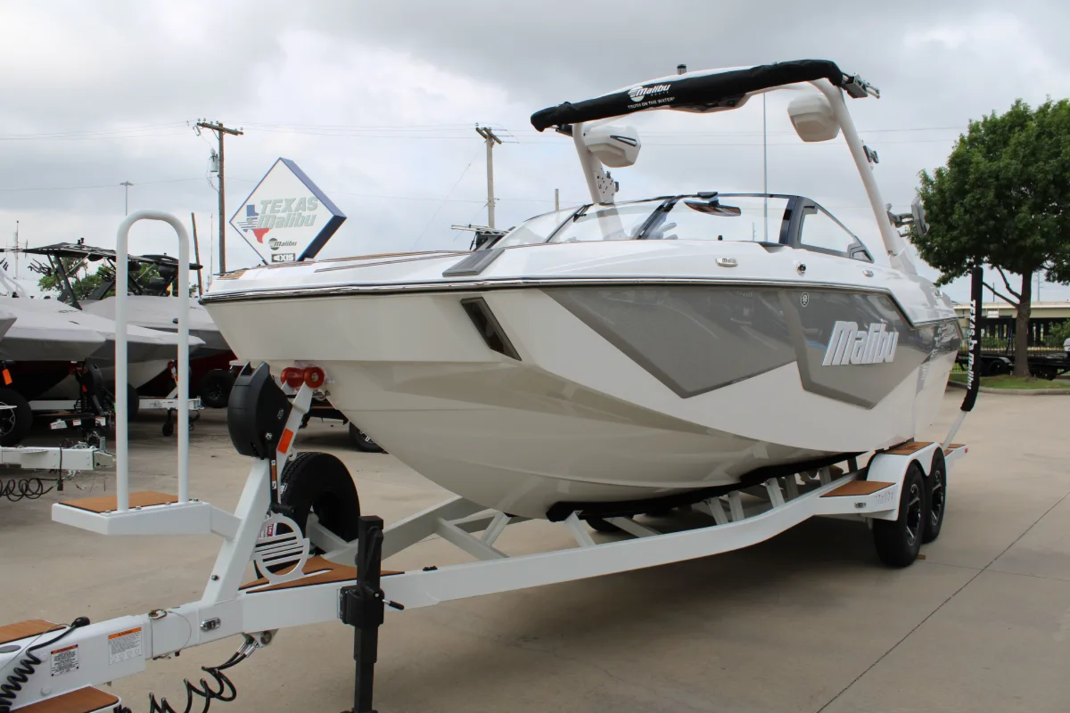 2026 Malibu M230