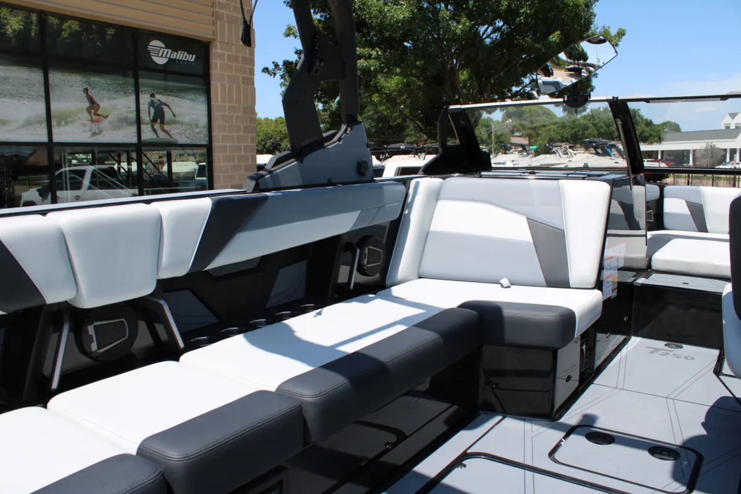 2026 Axis T250