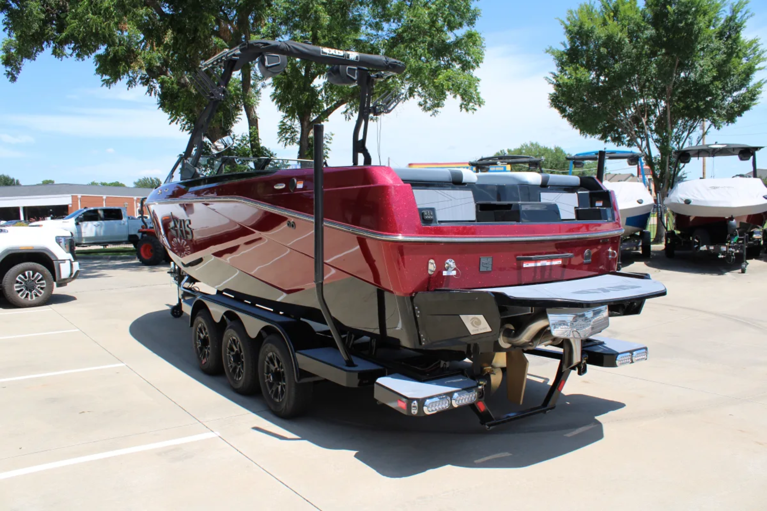 2026 Axis T250