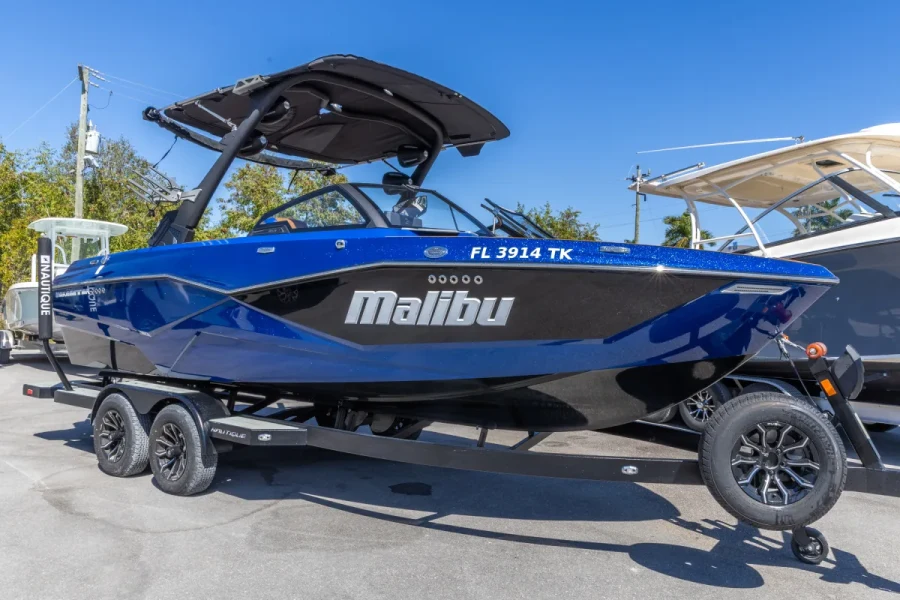 2023-malibu-wakesetter-22-lsv-141896-image1.webp