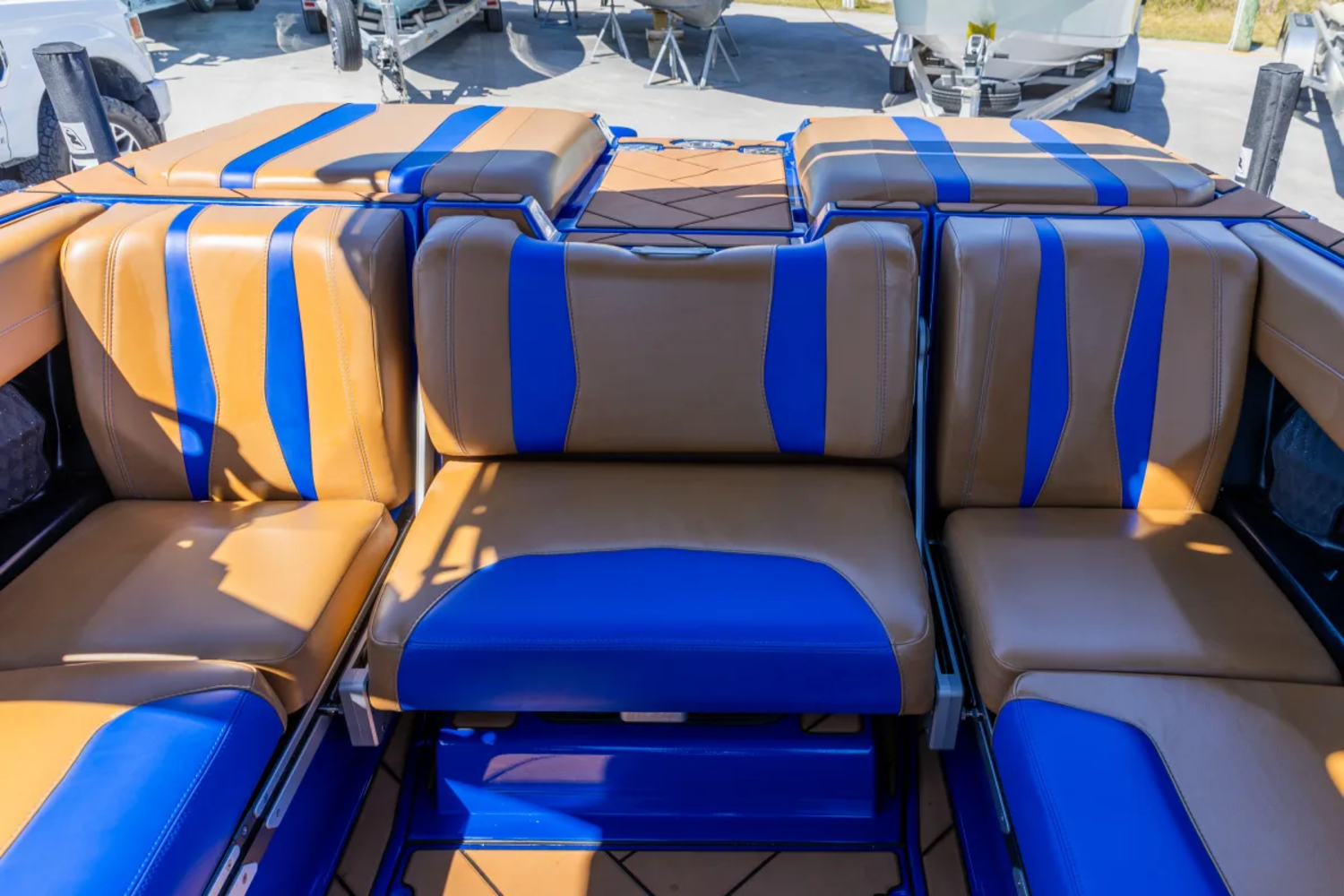 2023 Malibu Wakesetter 22 LSV