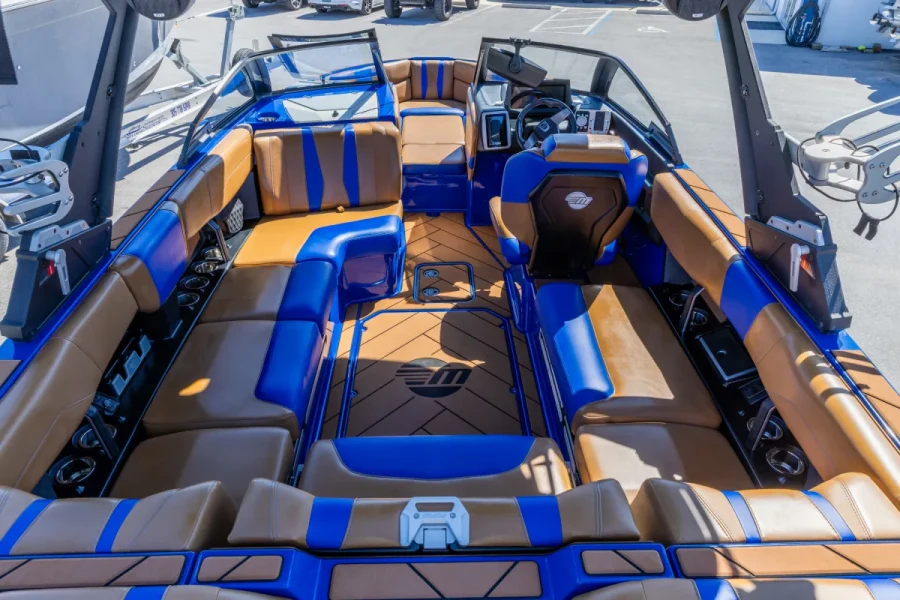 2023-malibu-wakesetter-22-lsv-141896-image6.webp