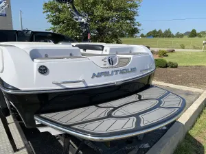 2010-malibu-wakesetter-23-lsv-141900-image8.webp