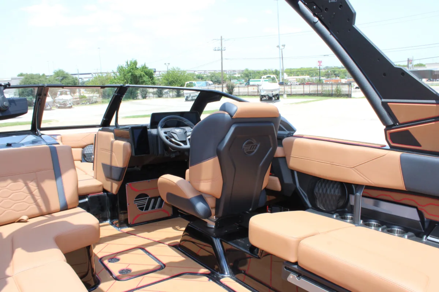 2026 Malibu 23 LSV