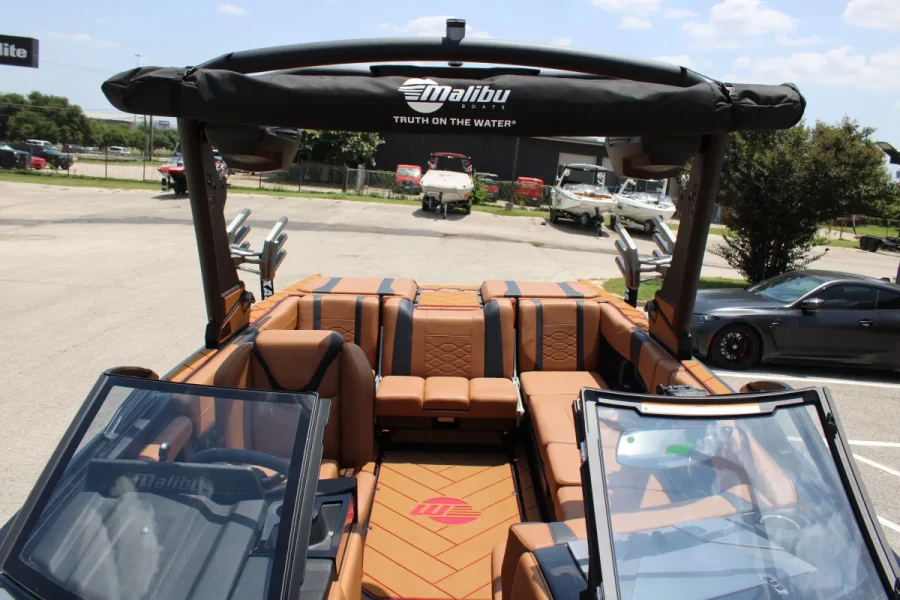 2026-malibu-wakesetter-23-lsv-141917-image18.webp