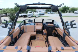 2026-malibu-wakesetter-23-lsv-141917-image9.webp