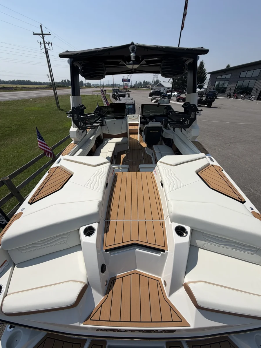 2026-nautique-g23-141920-image2.webp