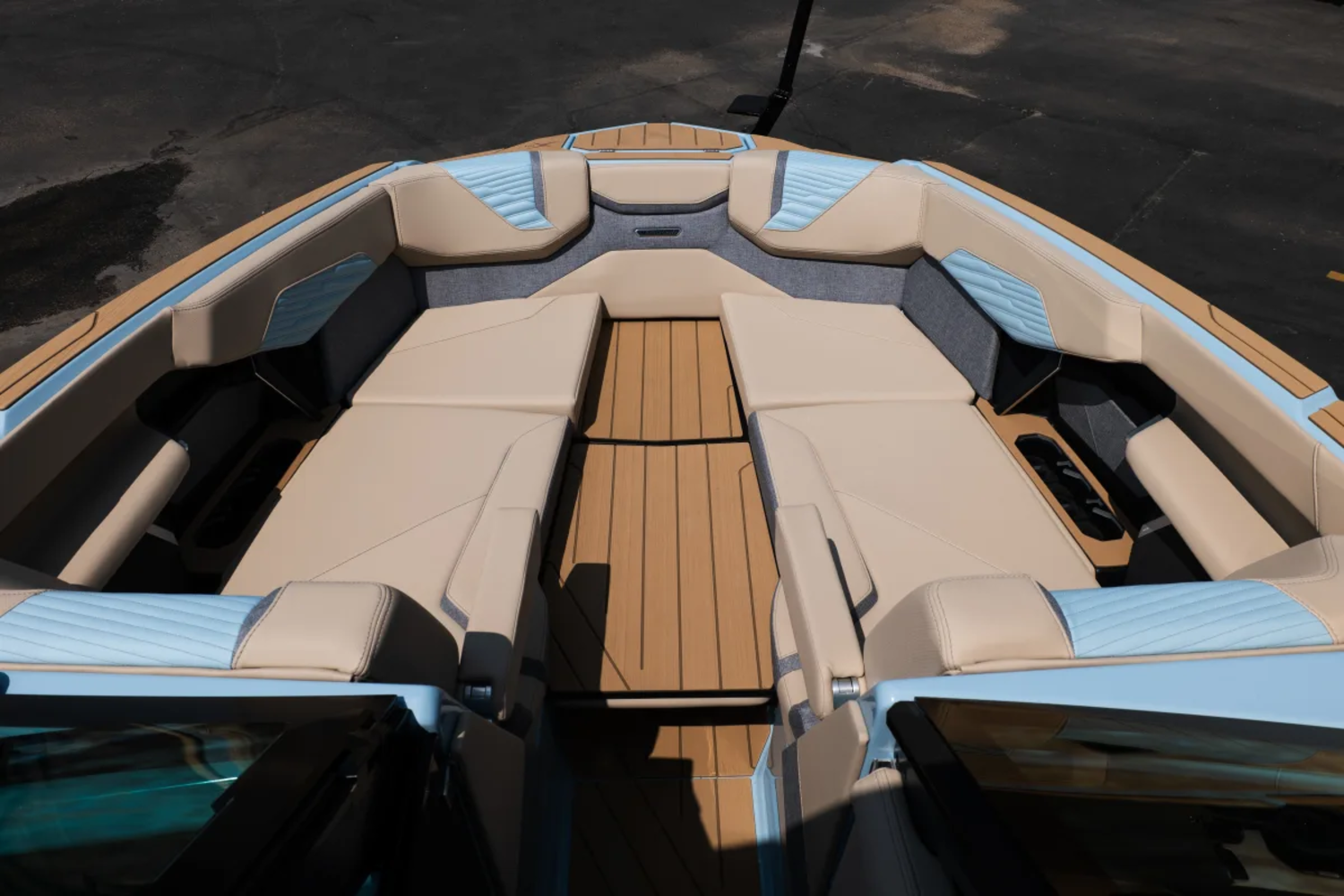 2027 MASTERCRAFT X24 COASTAL BLUE 