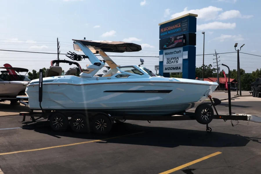 2027-mastercraft-x24-141934-image8.webp