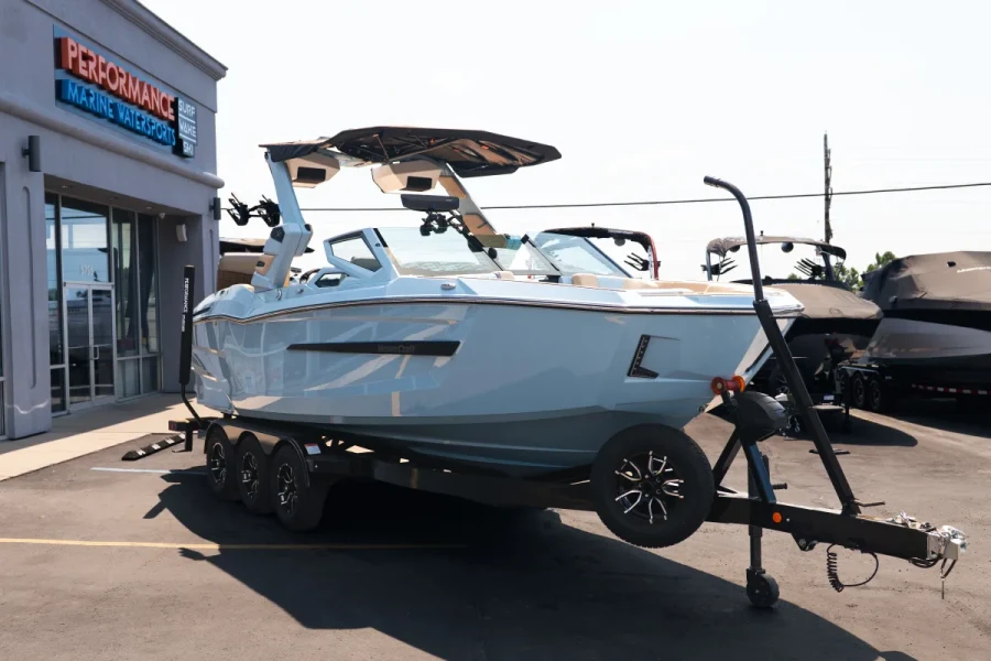 2027-mastercraft-x24-141934-image9.webp
