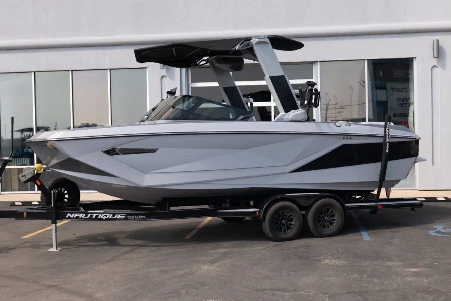 2024-nautique-g23-141935-image1.webp
