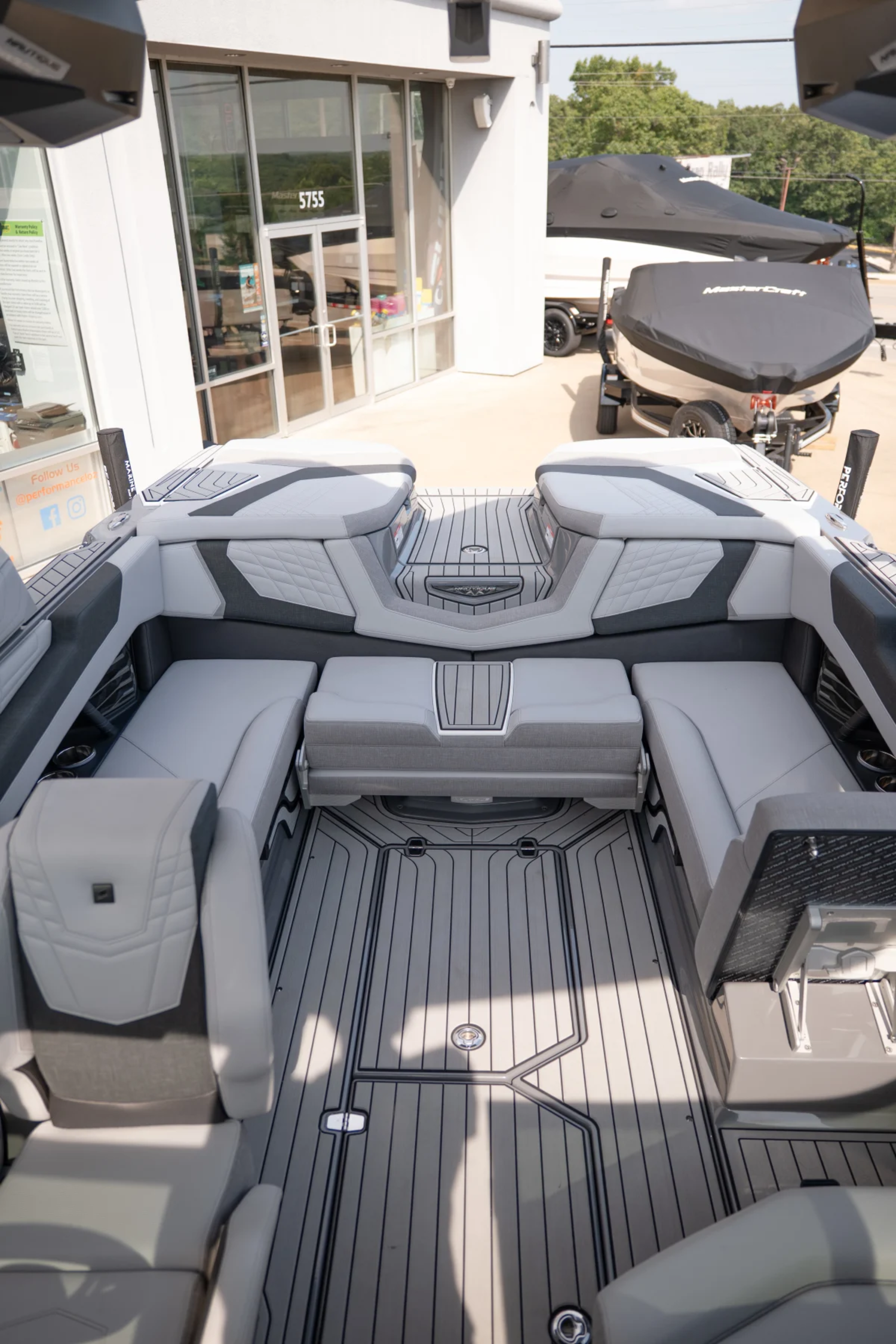 2024 NAUTIQUE G23 1 OWNER LIKE NEW ONLY 15 HRS 