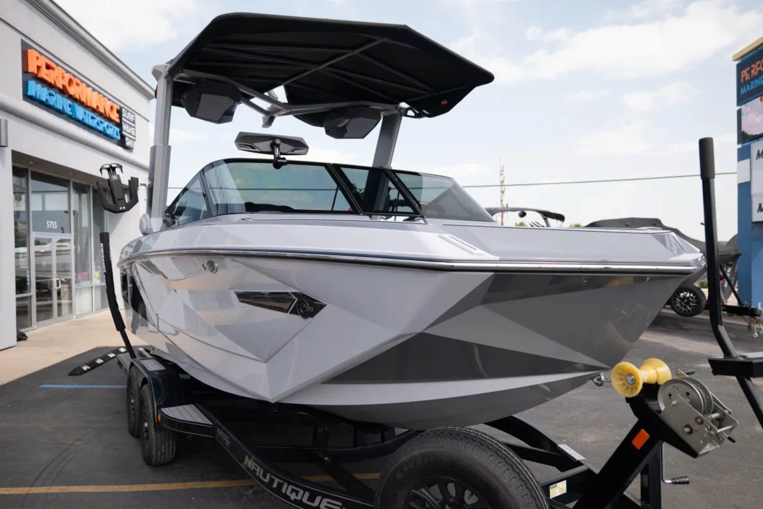 2024 NAUTIQUE G23 1 OWNER LIKE NEW ONLY 15 HRS 