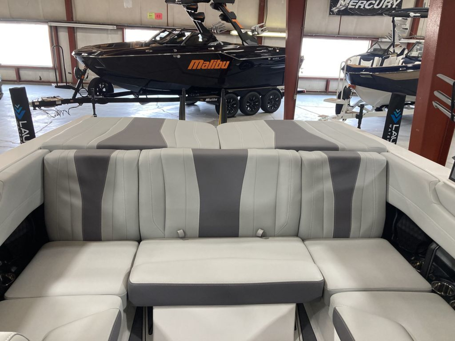 2026 Malibu Boats 21 LX