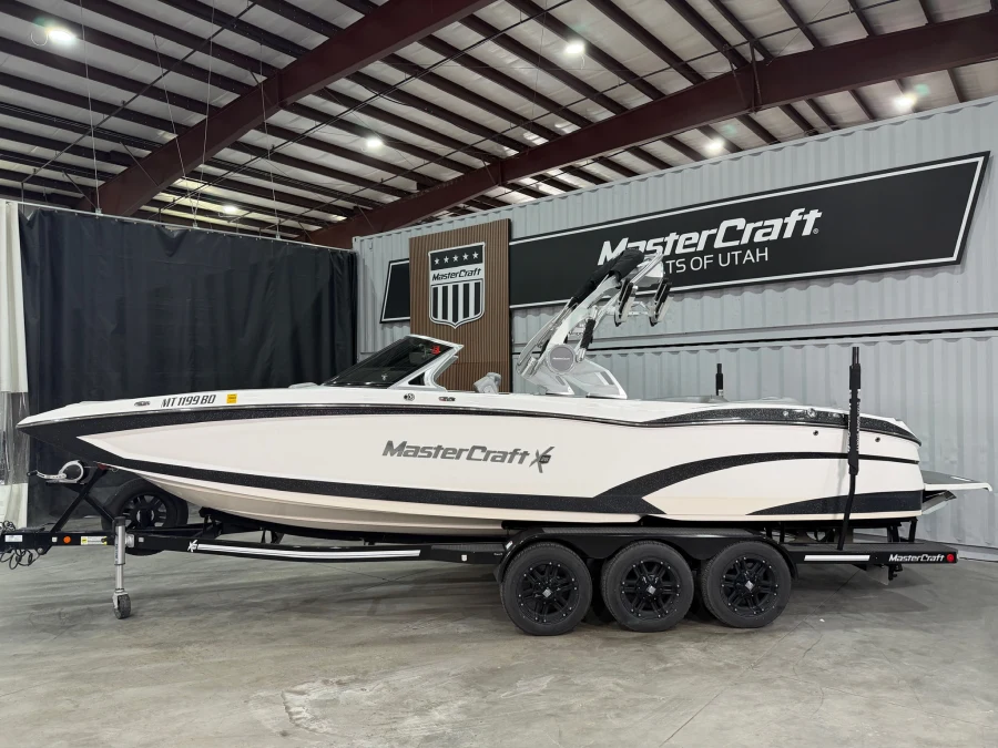 2018-mastercraft-x26-141949-image2