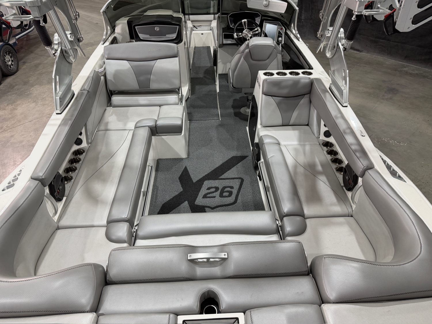 2018 MASTERCRAFT X26