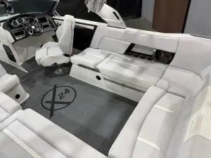 2020-mastercraft-x24-142849-image21