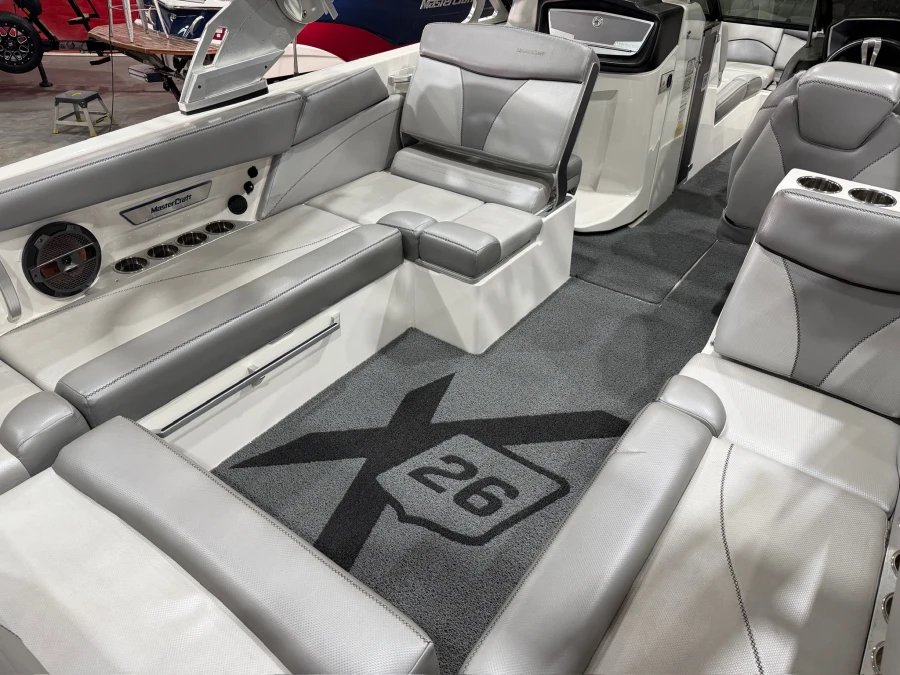 2018-mastercraft-x26-142850-image22
