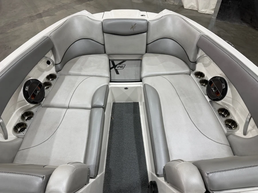 2018-mastercraft-x26-142850-image24