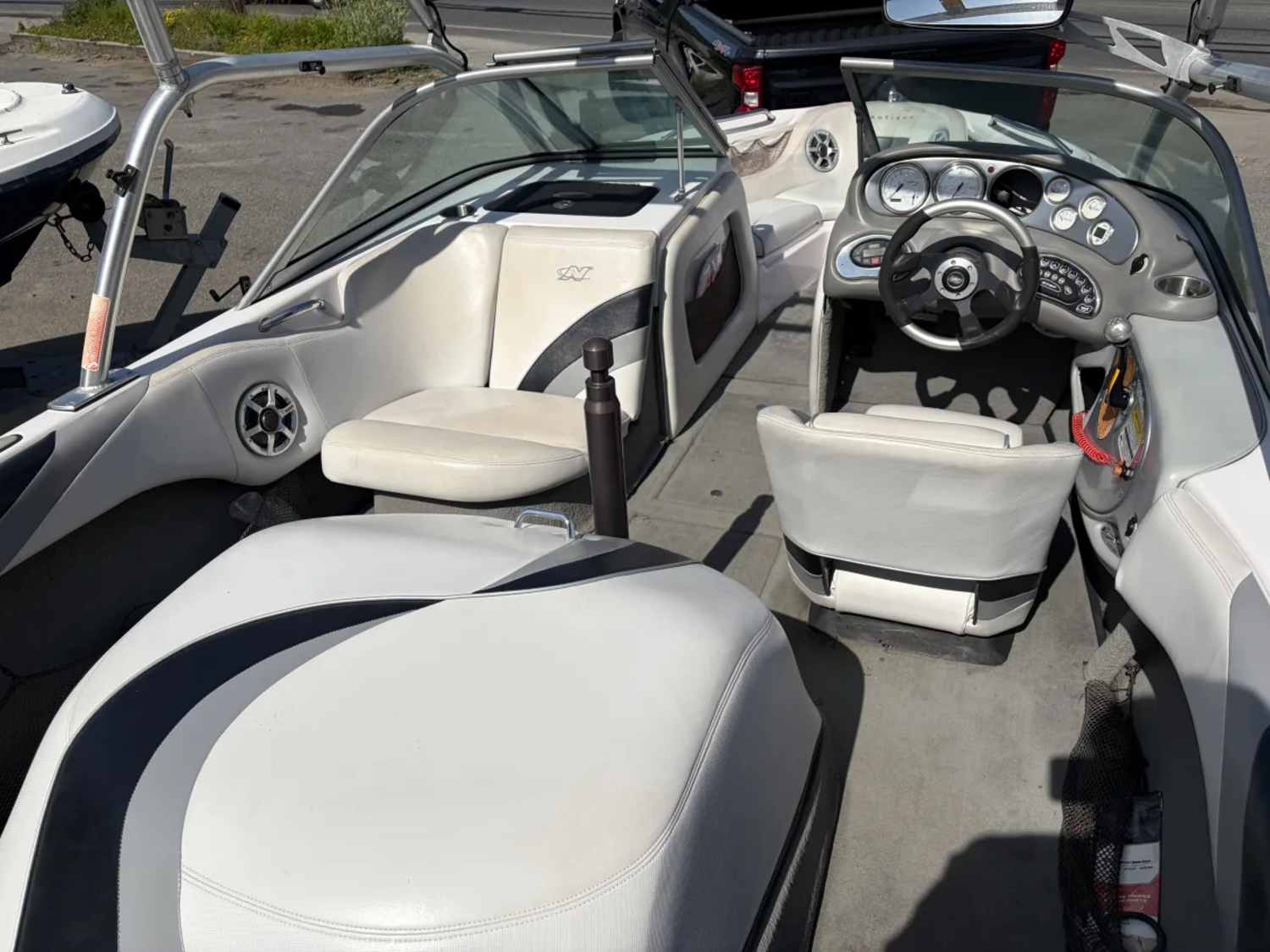 2006 Nautique 206