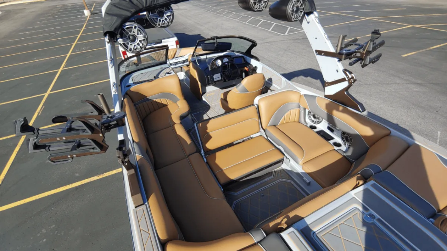 2022 MB Sports Boats F22 Tomcat Alpha
