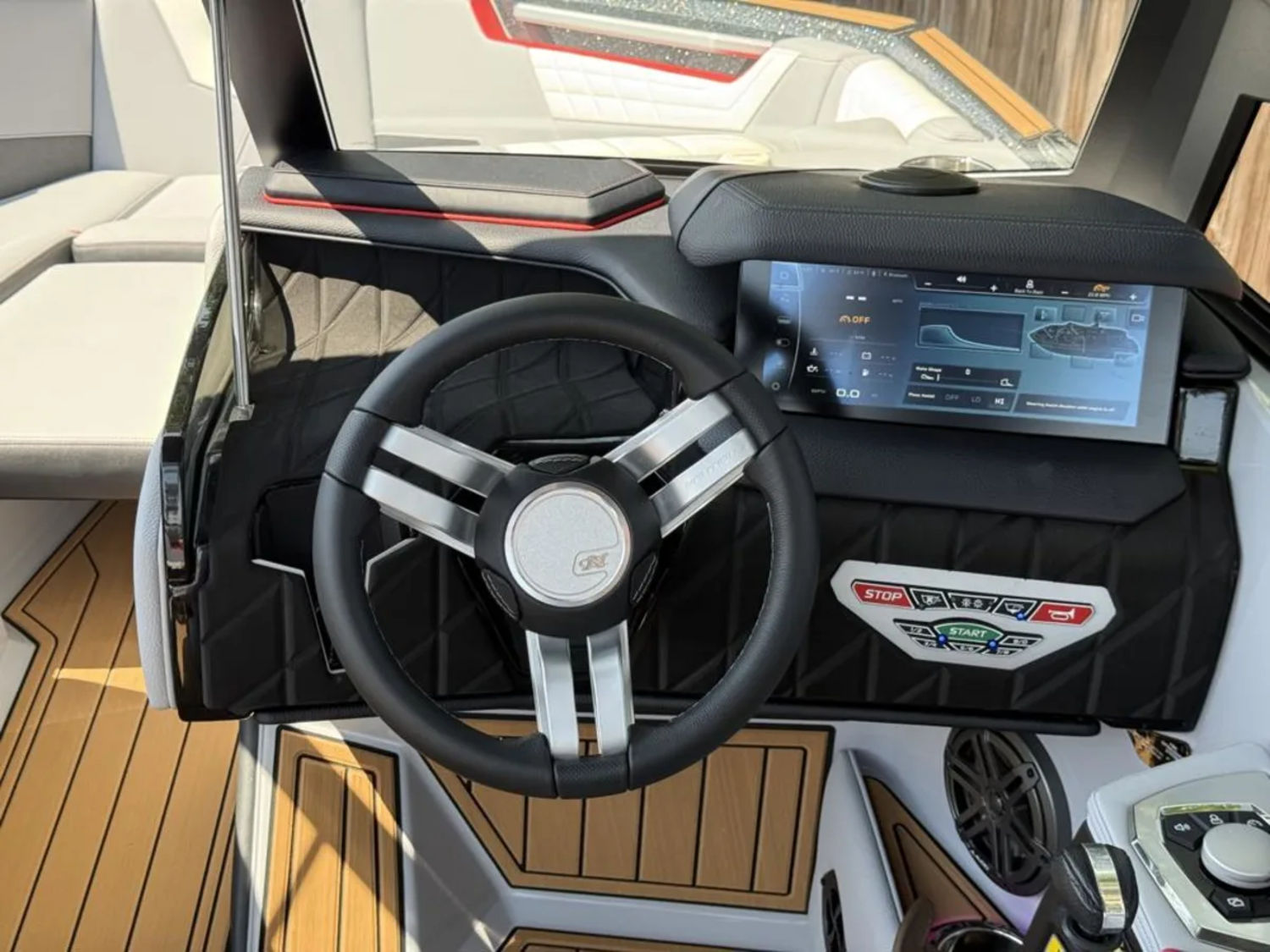 2026 Nautique S21