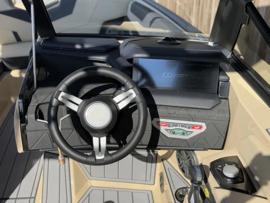 2025-nautique-gs20-141989-image5.webp