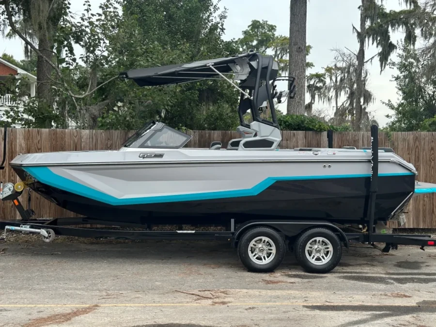 2025-nautique-gs20-141990-image1.webp