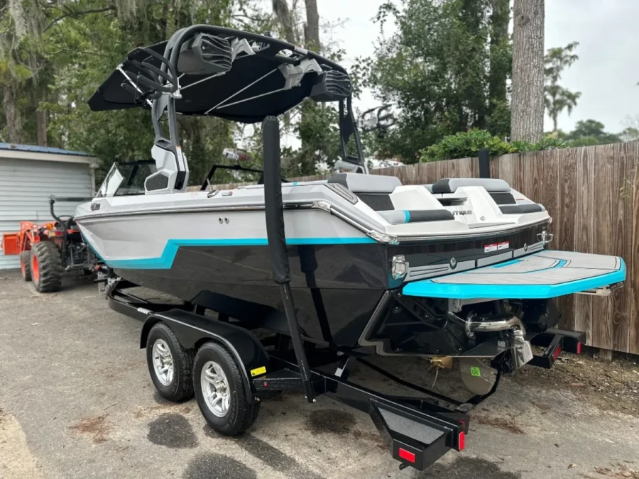 2025-nautique-gs20-141990-image2.webp