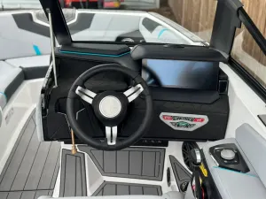 2025-nautique-gs20-141990-image5.webp